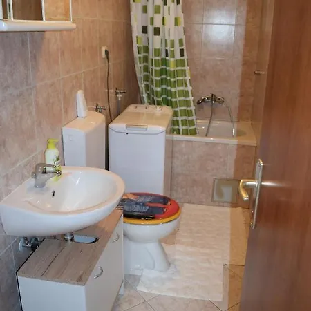With A Parking Space - 12846 Apartman Split