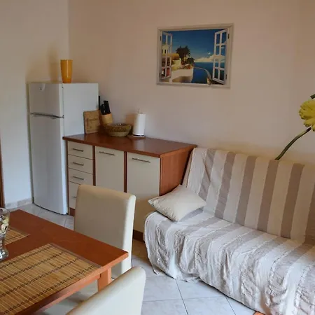 With A Parking Space - 12846 Apartman *
