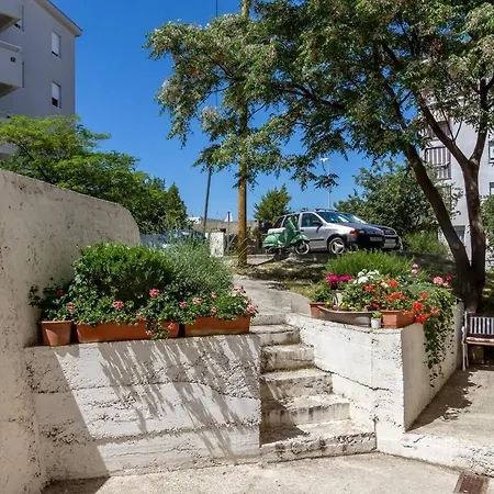 Apartman With A Parking Space - 12846 Split