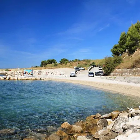Appartement With A Parking Space - 12846 Split