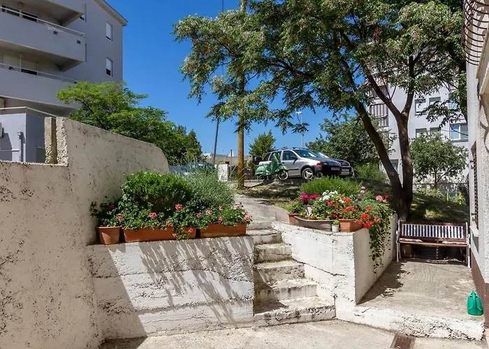 Apartament With A Parking Space - 12846 Split